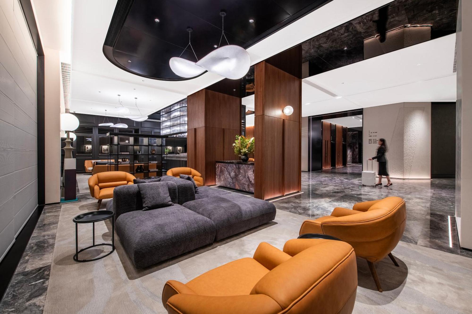 Intercity Xujiahui - Free Minibar And Near Yishan Road Metro Station Hotel