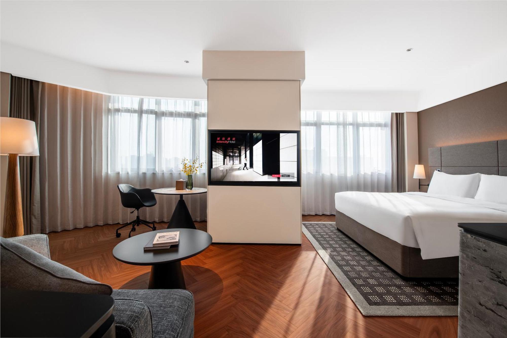 Intercity Xujiahui - Free Minibar And Near Yishan Road Metro Station Shanghai